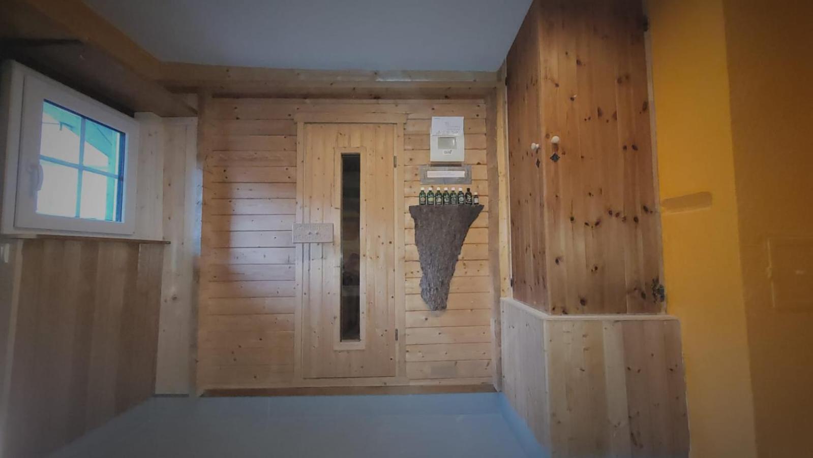 Casa Cuschina - Mit Sauna In Der Schoenen Surselva Dardin Exterior foto